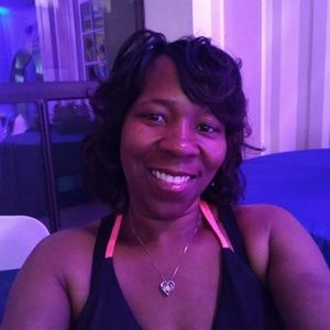 Meet your Posher, Leola